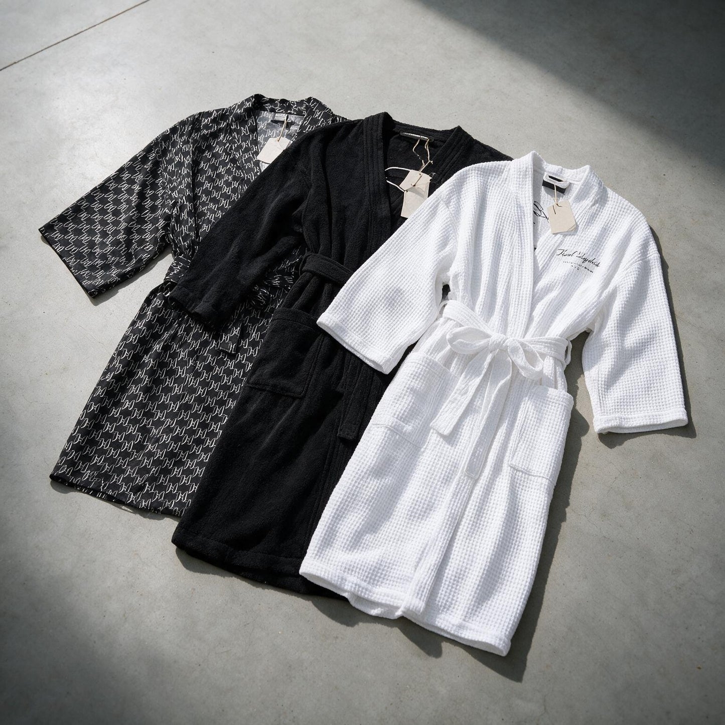 Pack Albornoces Karl Lagerfeld · Nuevo con etiqueta - foto 1